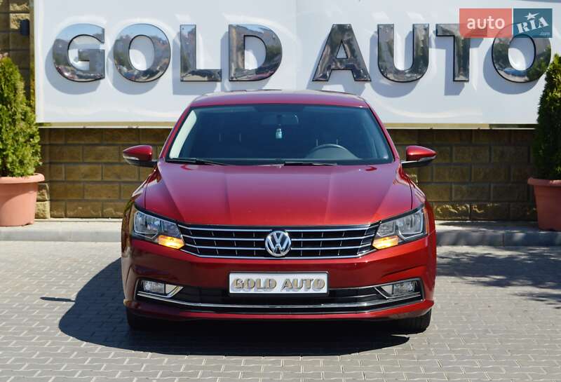 Седан Volkswagen Passat 2018 в Одессе