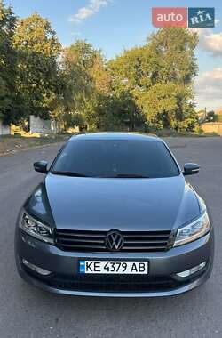 Седан Volkswagen Passat 2013 в Соленом