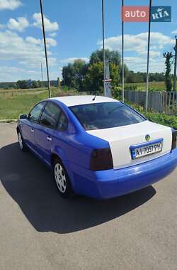 Седан Volkswagen Passat 1997 в Березане