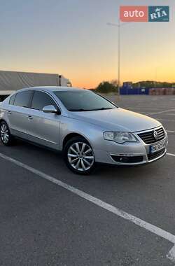 Седан Volkswagen Passat 2006 в Кропивницком