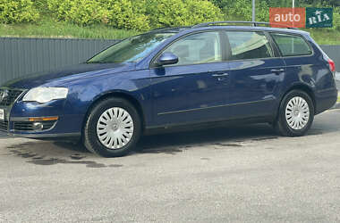 Универсал Volkswagen Passat 2006 в Вараше