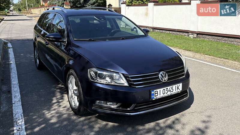 Універсал Volkswagen Passat 2012 в Полтаві