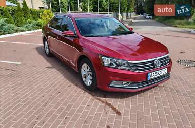 Седан Volkswagen Passat 2016 в Прилуках