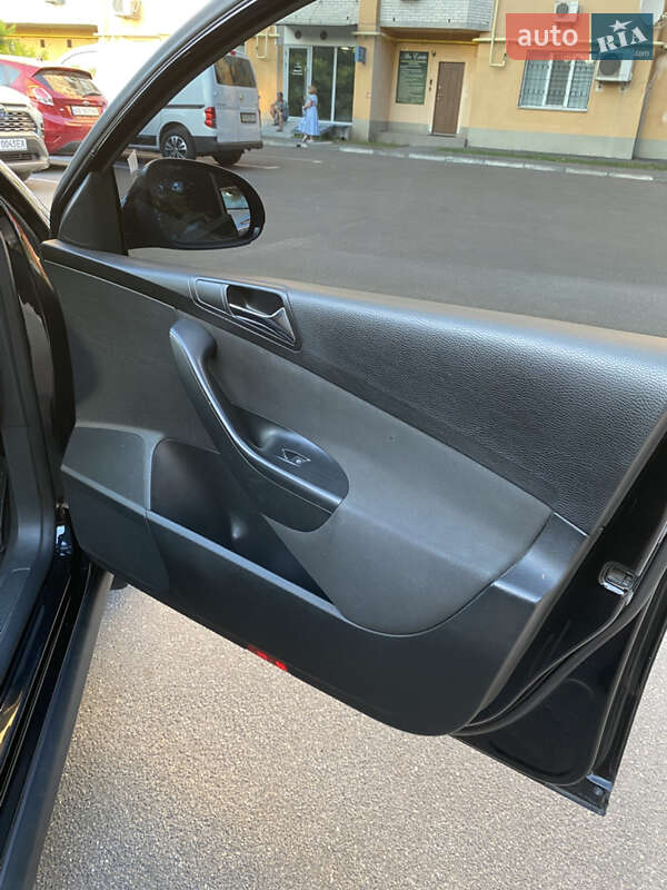 Универсал Volkswagen Passat 2007 в Виннице