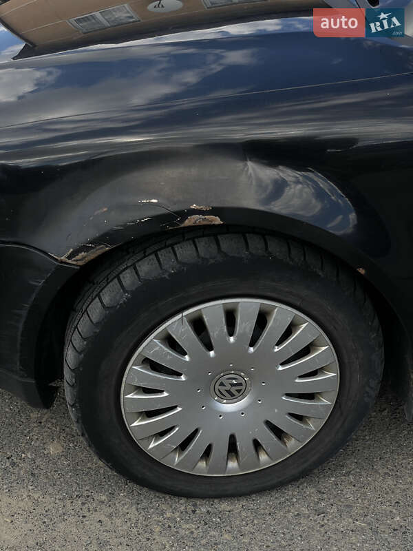 Универсал Volkswagen Passat 2001 в Верховине