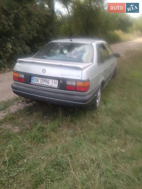 Volkswagen Passat 1990 Volkswagen Passat 1990