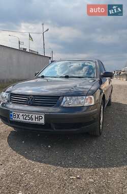 Седан Volkswagen Passat 1997 в Хмельницком