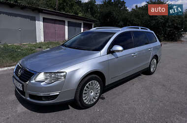 Универсал Volkswagen Passat 2010 в Жмеринке