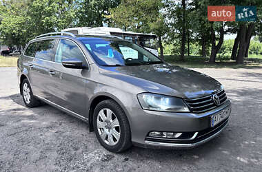 Универсал Volkswagen Passat 2011 в Гадяче