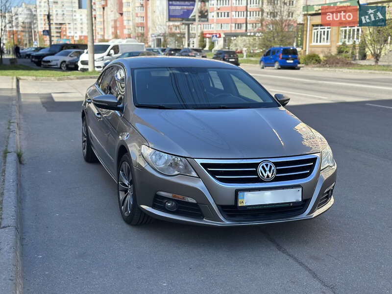 Купе Volkswagen Passat 2009 в Виннице