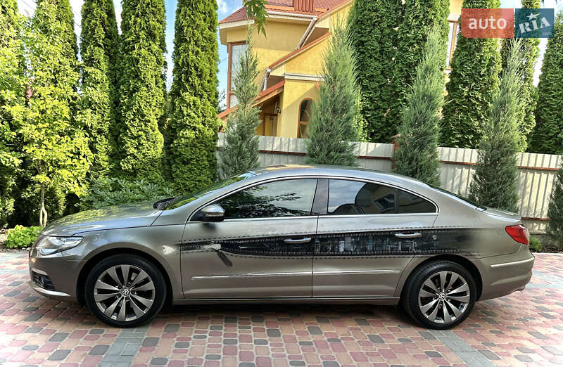 Купе Volkswagen Passat 2009 в Виннице