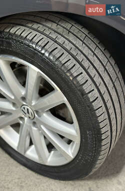 Универсал Volkswagen Passat 2014 в 
