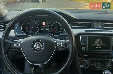 Універсал Volkswagen Passat 2016 в Одесі