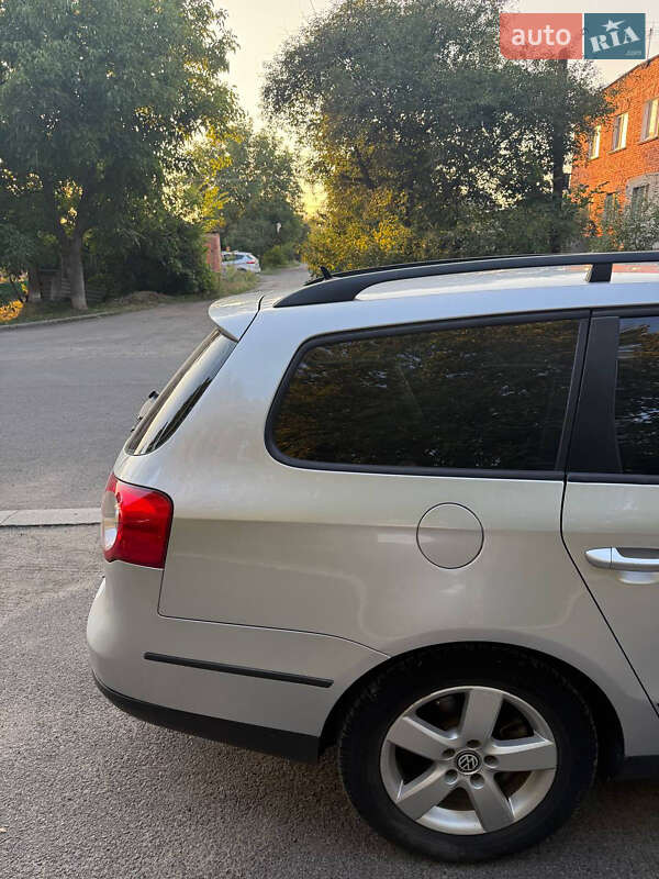 Універсал Volkswagen Passat 2006 в Гайвороні