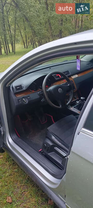 Седан Volkswagen Passat 2006 в Виннице