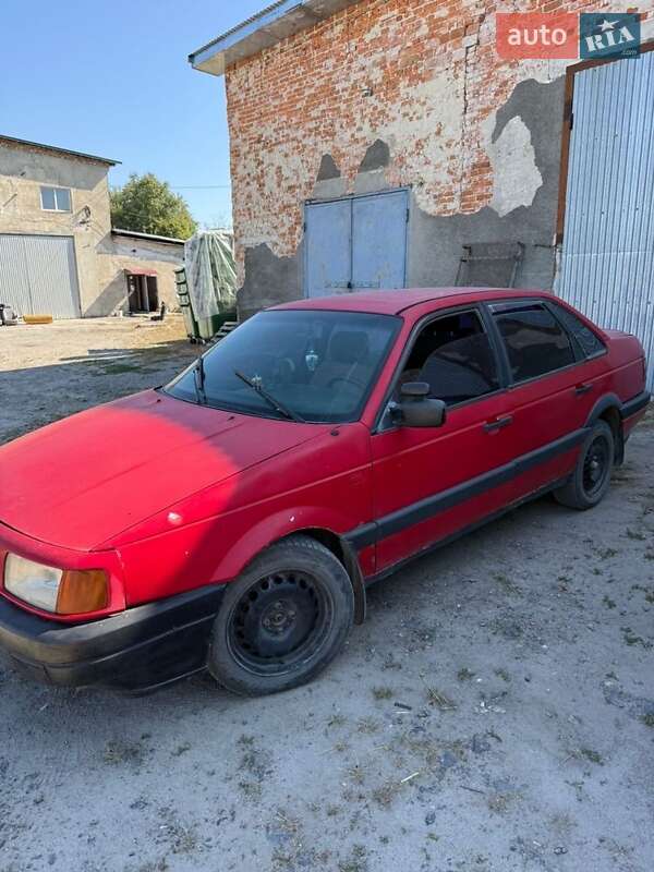 Седан Volkswagen Passat 1990 в Бучаче фото 2 Седан Volkswagen Passat 1990 в Бучаче