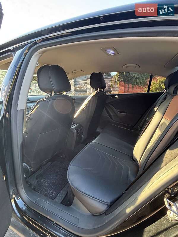 Седан Volkswagen Passat 2008 в Кропивницком