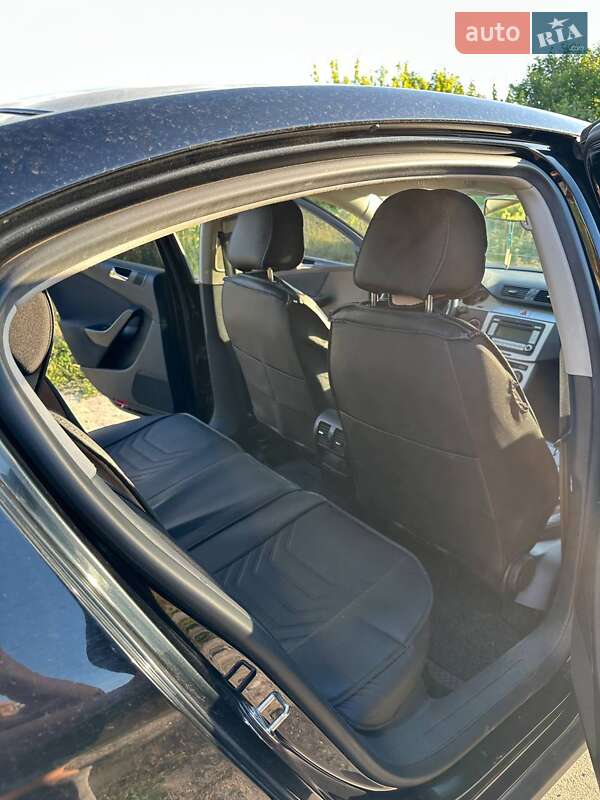 Седан Volkswagen Passat 2008 в Кропивницком