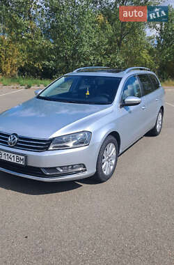 Универсал Volkswagen Passat 2013 в Киеве