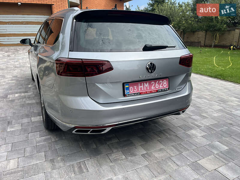 Универсал Volkswagen Passat 2021 в Житомире