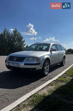 Универсал Volkswagen Passat 2003 в Ровно