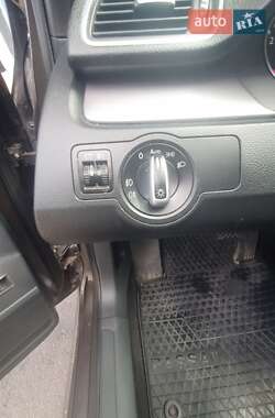 Универсал Volkswagen Passat 2012 в 