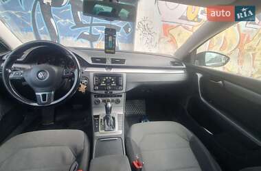 Универсал Volkswagen Passat 2012 в 