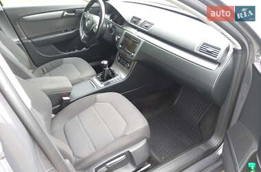 Універсал Volkswagen Passat 2011 в  фото 9 Універсал Volkswagen Passat 2011 в