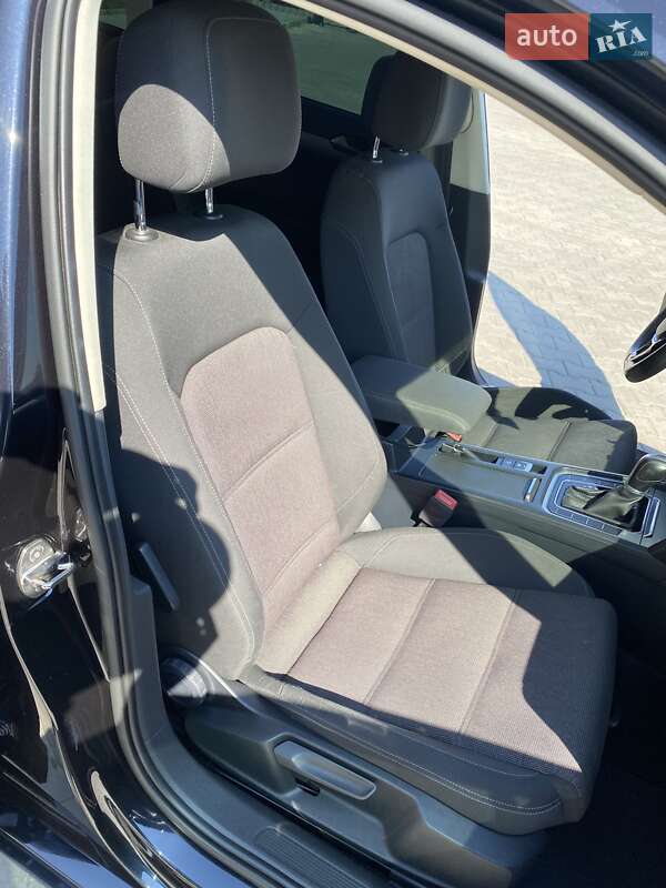 Универсал Volkswagen Passat 2015 в Корсуне-Шевченковском