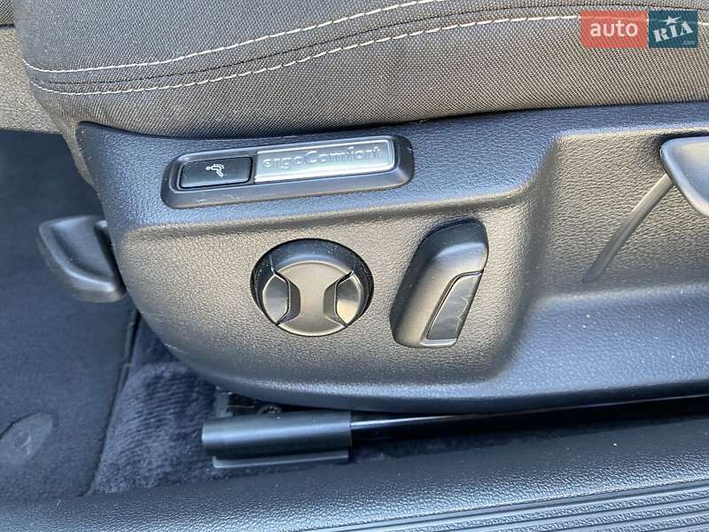 Универсал Volkswagen Passat 2015 в Корсуне-Шевченковском