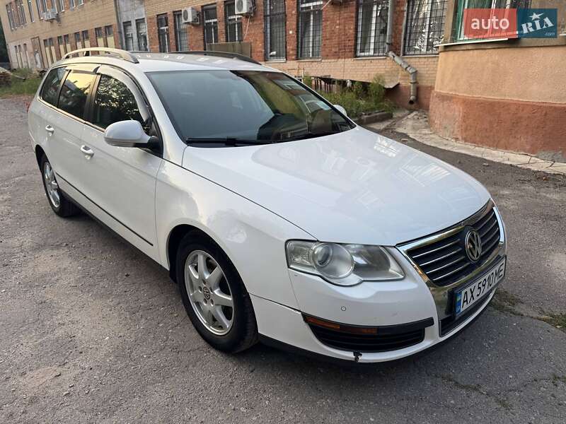 Универсал Volkswagen Passat 2009 в Харькове
