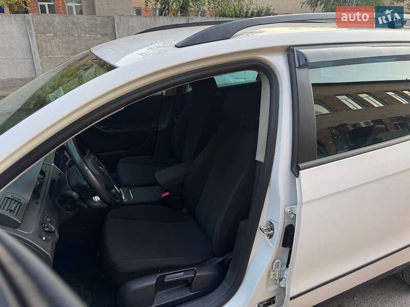 Универсал Volkswagen Passat 2009 в Харькове