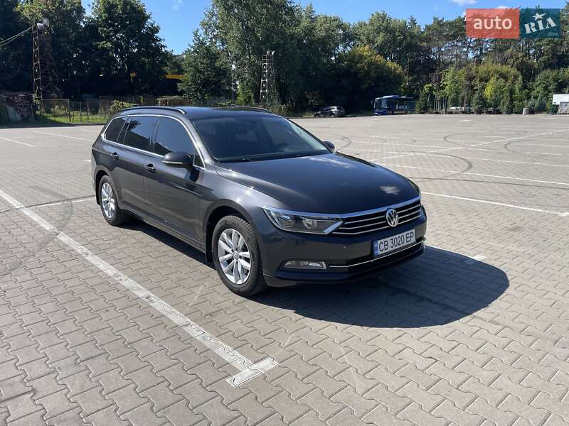 Універсал Volkswagen Passat 2017 в Чернігові