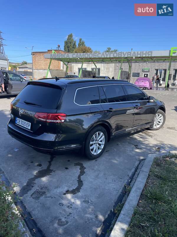 Універсал Volkswagen Passat 2017 в Чернігові
