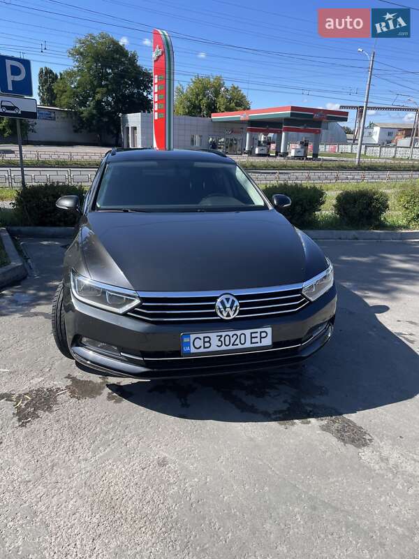Універсал Volkswagen Passat 2017 в Чернігові