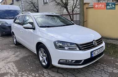 Универсал Volkswagen Passat 2011 в Дрогобыче