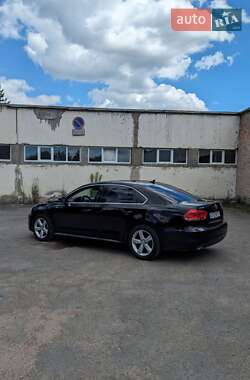 Седан Volkswagen Passat 2012 в 