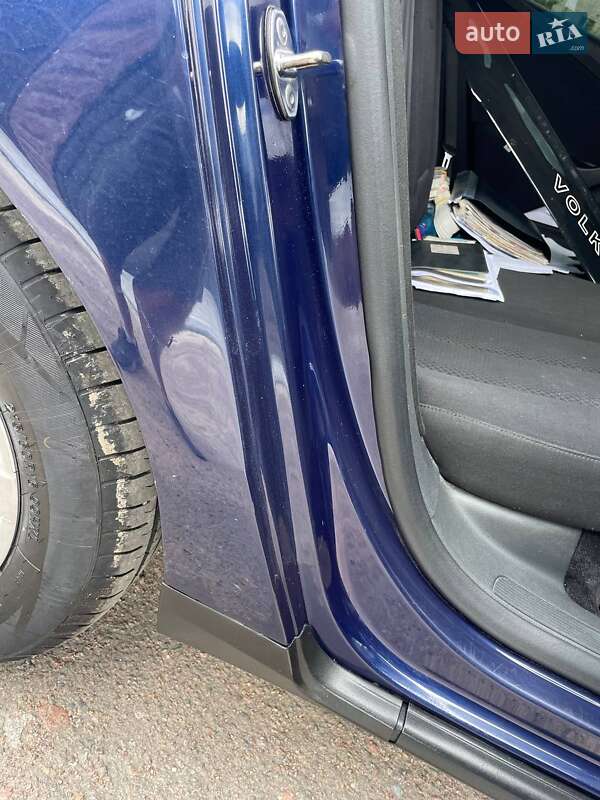 Универсал Volkswagen Passat 2010 в Коростене