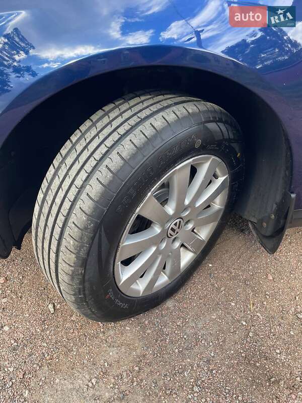 Универсал Volkswagen Passat 2010 в Коростене