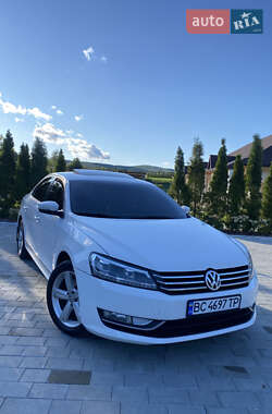 Седан Volkswagen Passat 2013 в Стрые