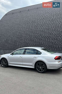 Седан Volkswagen Passat 2017 в Запорожье