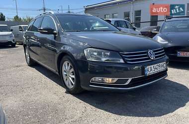 Универсал Volkswagen Passat 2012 в Киеве