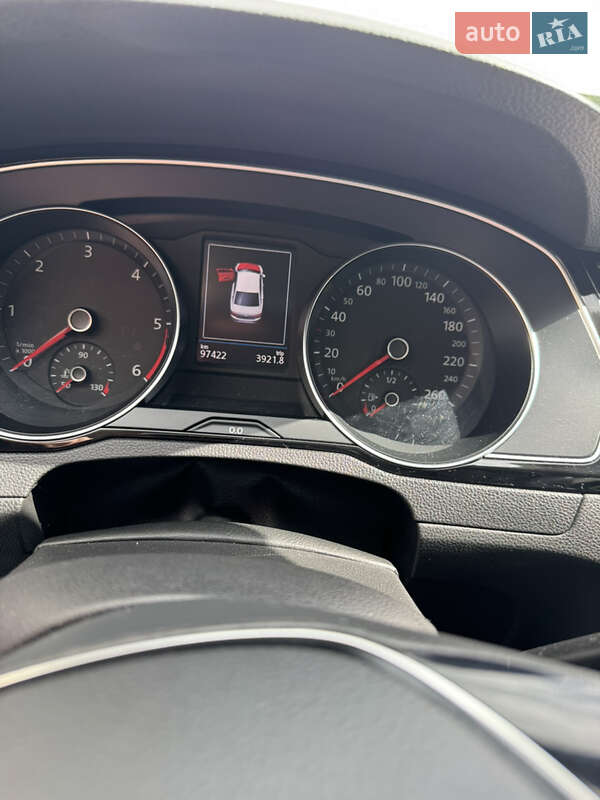 Седан Volkswagen Passat 2017 в Ковеле