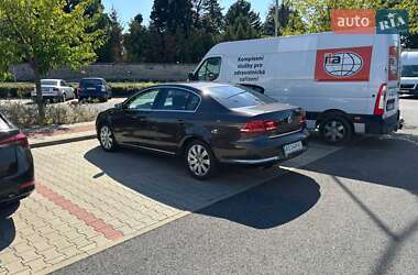 Седан Volkswagen Passat 2011 в Іршаві