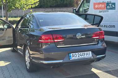 Седан Volkswagen Passat 2011 в Иршаве