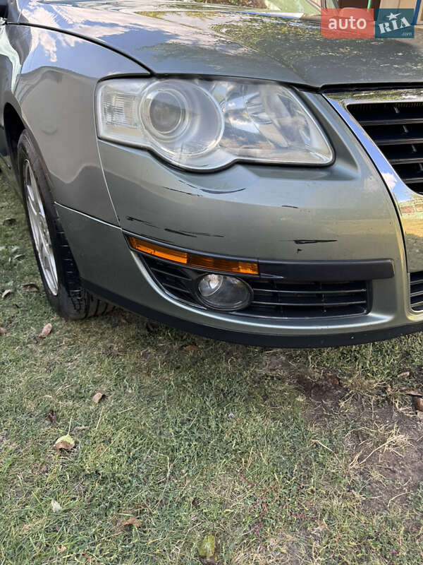 Универсал Volkswagen Passat 2006 в Благовещенском фото 23 Универсал Volkswagen Passat 2006 в Благовещенском