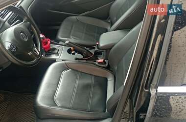 Седан Volkswagen Passat 2015 в 