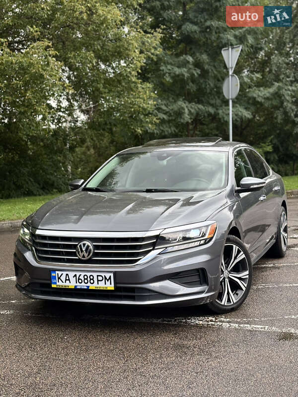 Volkswagen Passat 2021