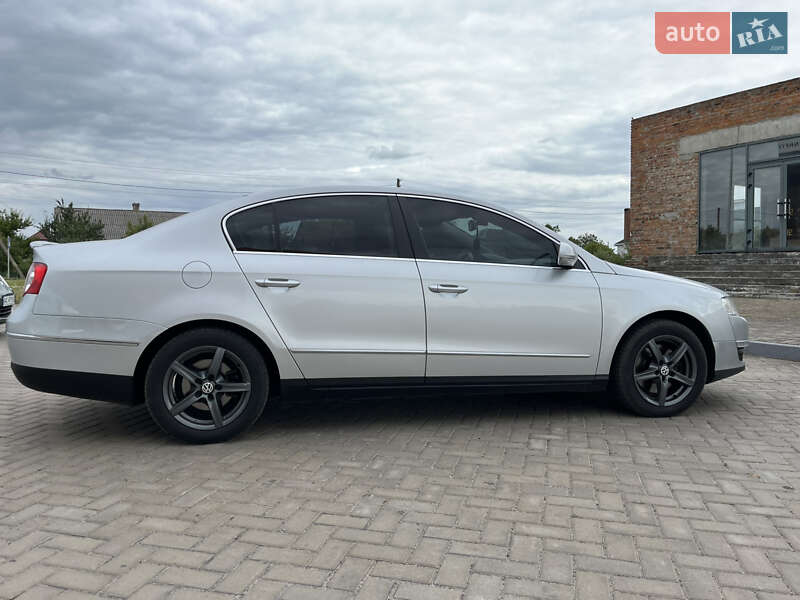 Седан Volkswagen Passat 2007 в Любомле