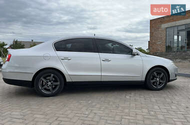 Седан Volkswagen Passat 2007 в 